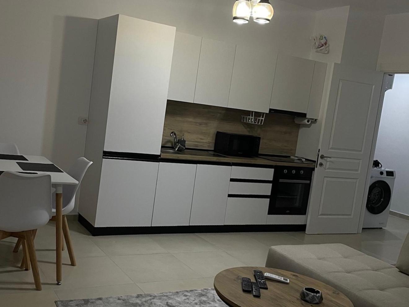 Ama's Flat 2