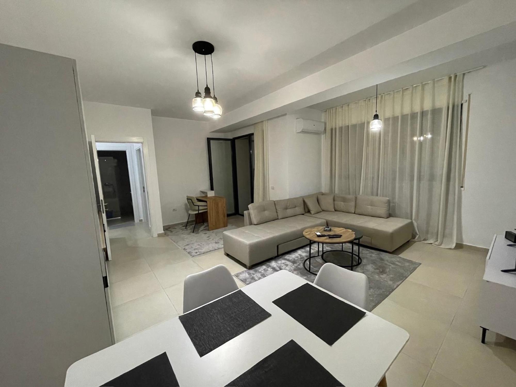 Ama's Flat 2